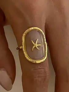 Women's Gold Ring Marine Style Ring Stainless Steel 18k Gold Hypoallergenic Oval Starfish Hammer Pattern Bohemian Style Jewelry Summer Essential Beach Travel Holiday Style Open Ring Statement Rings Vintage Oval Starburst Ring