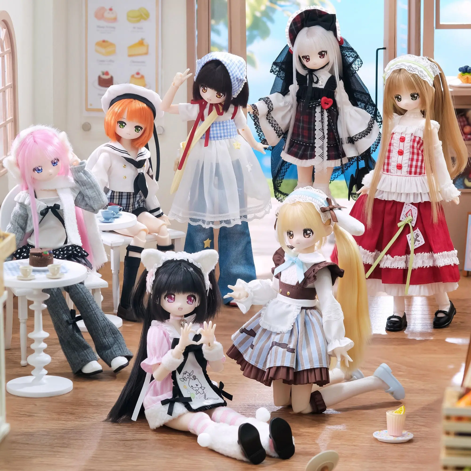 Syncyland Random Star Island OOTD Series Movable BJD Figure Blind Box - 1 Piece, Fashion Outfits, 18-20 cm Articulated Doll, Blind Bag, Mini Figure, Figurines for Collectors, Collectibles for Adults