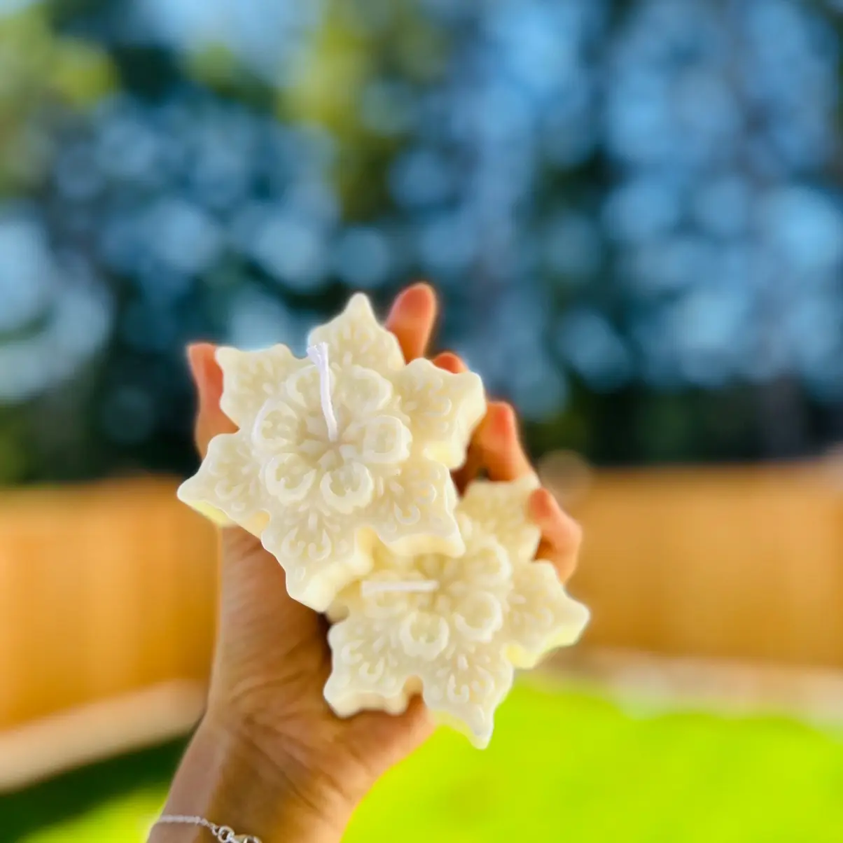Snowflake white little candles