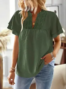 【Plus Size】 Plain Swiss Dot Contrast Lace Blouse, Casual Top for Daily Wear, Women's Plus Clothing for Summer, Shirts