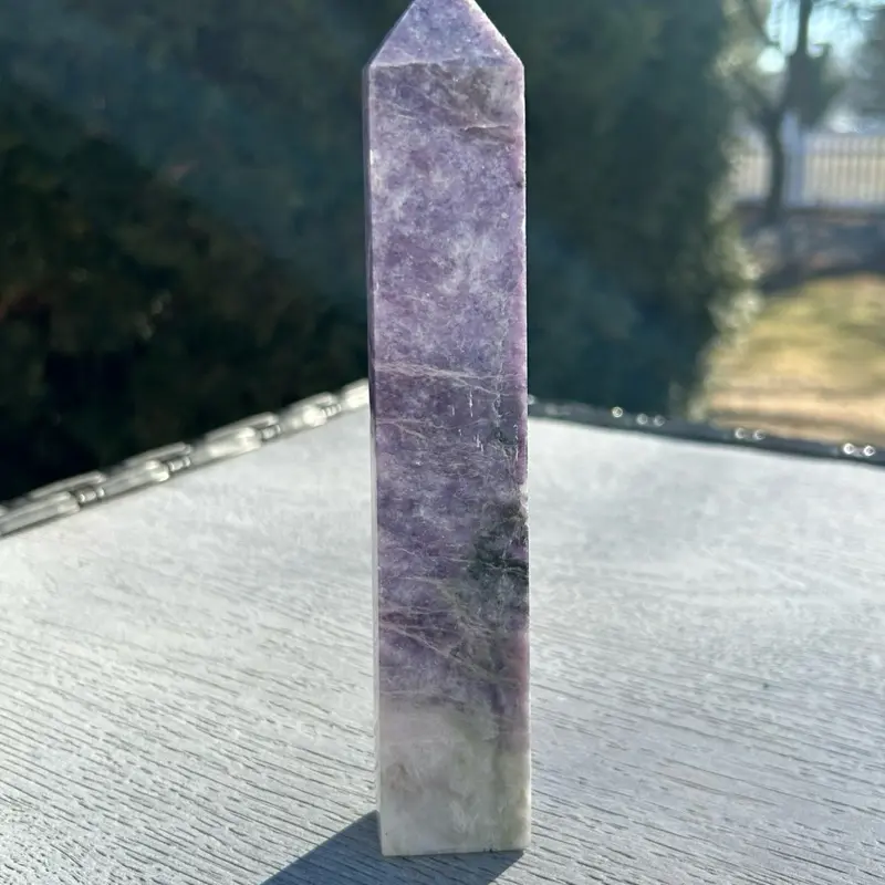Lepidolite Natural Tower - Natural Mineral with Purple and White Coloration, Ideal for Spiritual and Holistic Practices