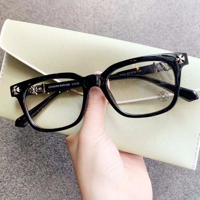 Aesthetic Vintage Square Glasses – Trendy Transparent Frame Fashion Eyewear for Daily Wear