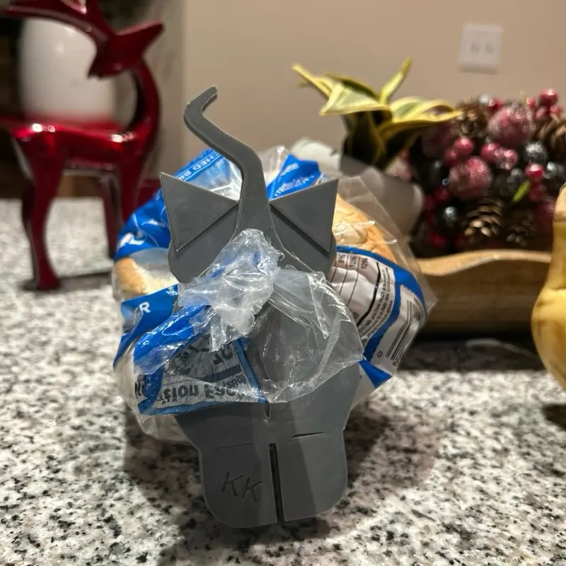 Knotty Klipz - Cat Bread Clip