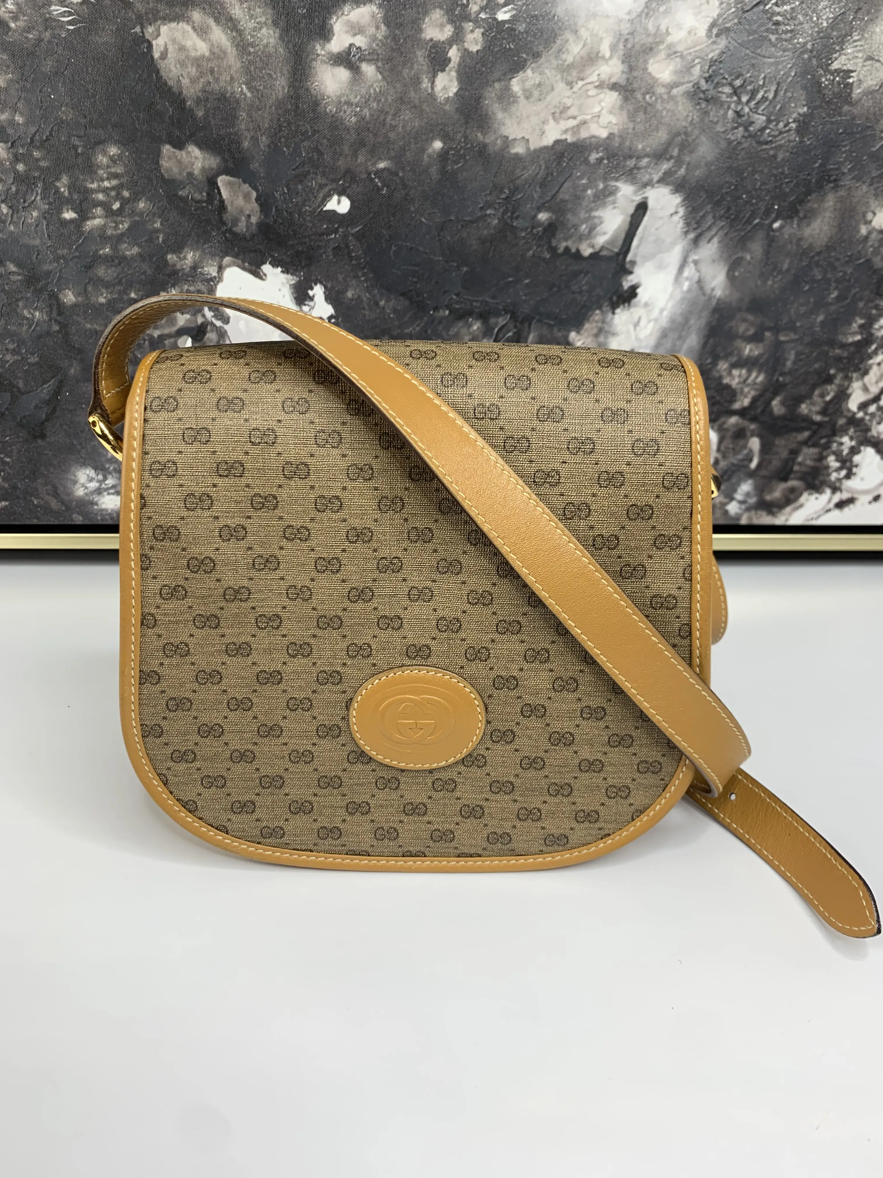 Pre-owned GUCCI coated canvas and leather Crossbody Bags Vintage Crossbody