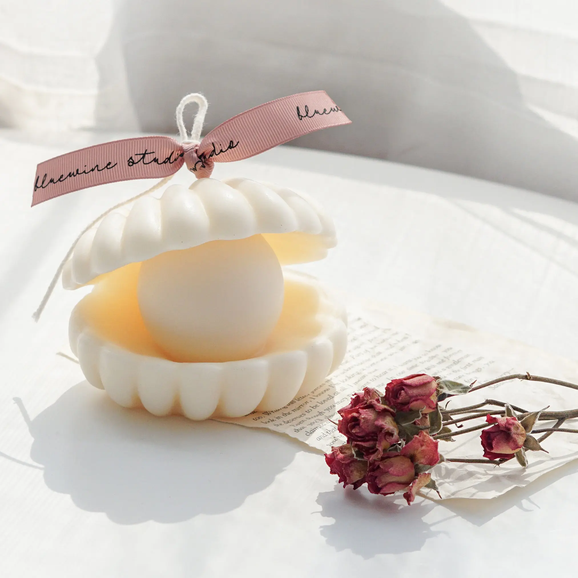 Shell Pearl Candle