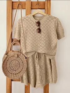 Women's 2 Piece Knit Set Hollow Out Short Sleeve Top And Shorts Summer Casual Beach Vacation Outfit Lightweight Breathable Crochet Knit Loungewear Boho Chic Co-Ord Set For Spring Summer Daily Wear