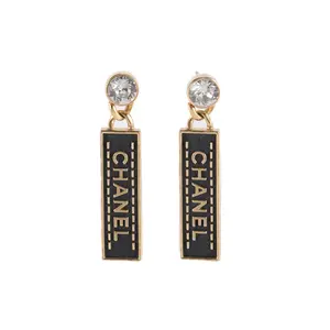 Pre-owned 【DIZ】 23S LOGO Strip Diamond Stud Earring P235093519