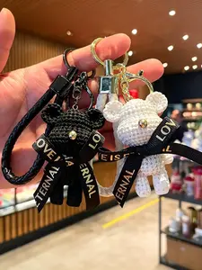 2-Pack Cartoon 3D Yarn Bear Car Keychain, Cute Teddy Bear Pendant, Unisex Bag Charm, Creative Gift, All-Season Accessory