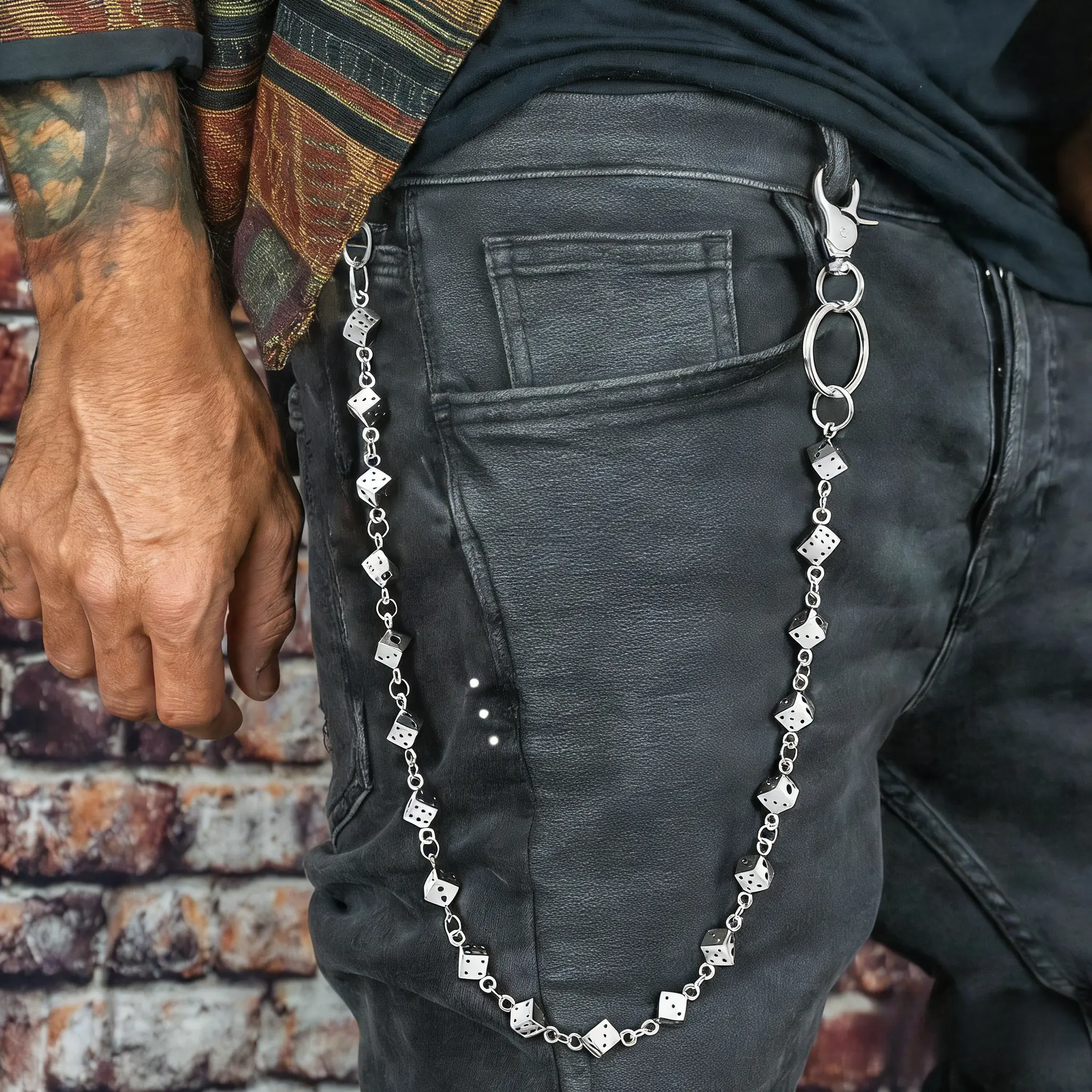 Punk Dice Pants Chain with Secure Clasp Hold, Unisex Durable Alloy Wallet Chain & Scratchproof Metal Keychains for Street Style, Edgy Street Flair, Great For All Occasions