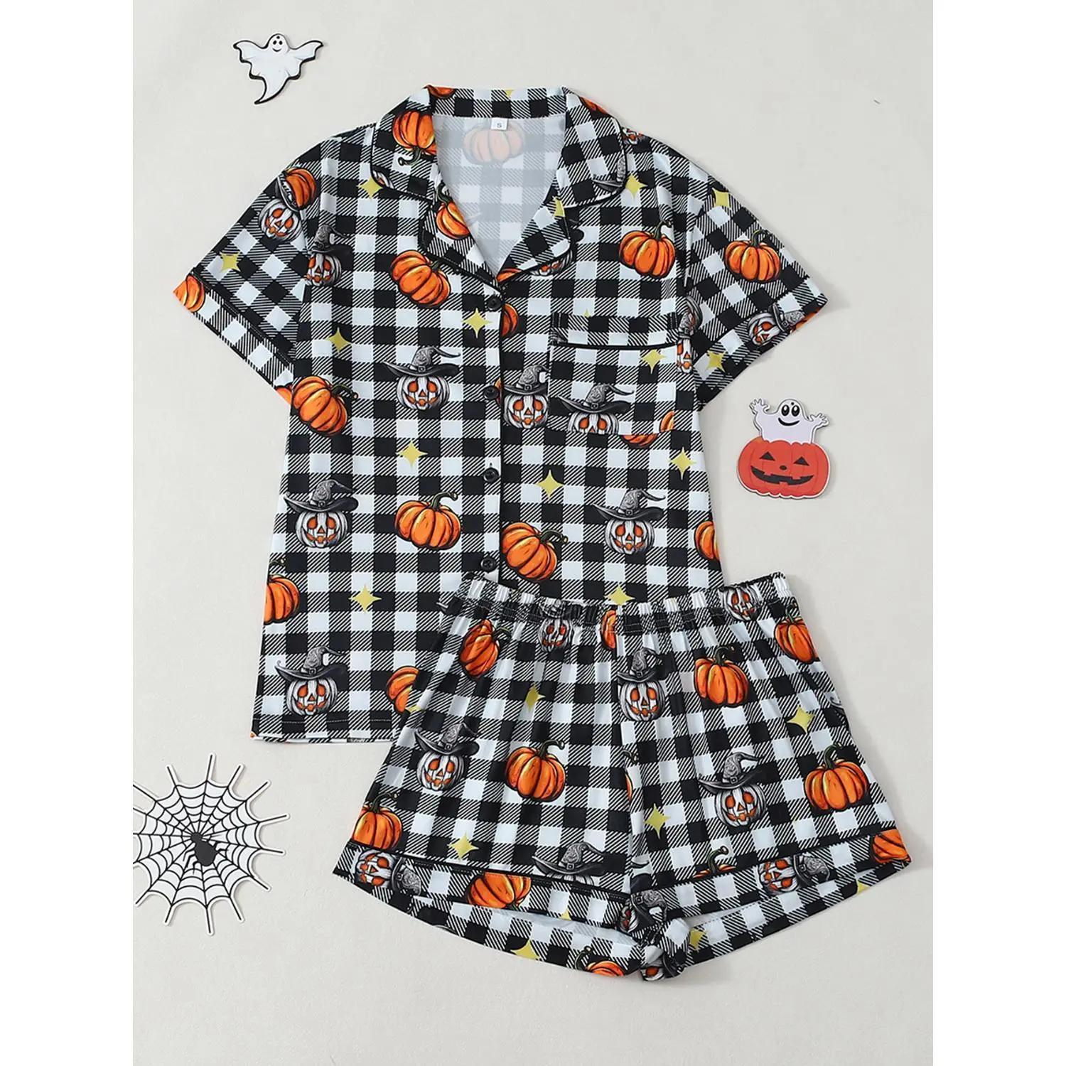 Halloween Essential: Black and White Checkered Pajama Set with Pumpkin & Witch Hat Prints, Short-Sleeve Top and Shorts, Soft & Skin-Friendly