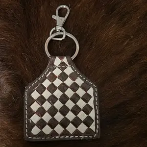 Chic Checkerboard Keychain - Brown and White Pattern with Metal Hook, Secure Closure, Ideal for Keys and Accessories