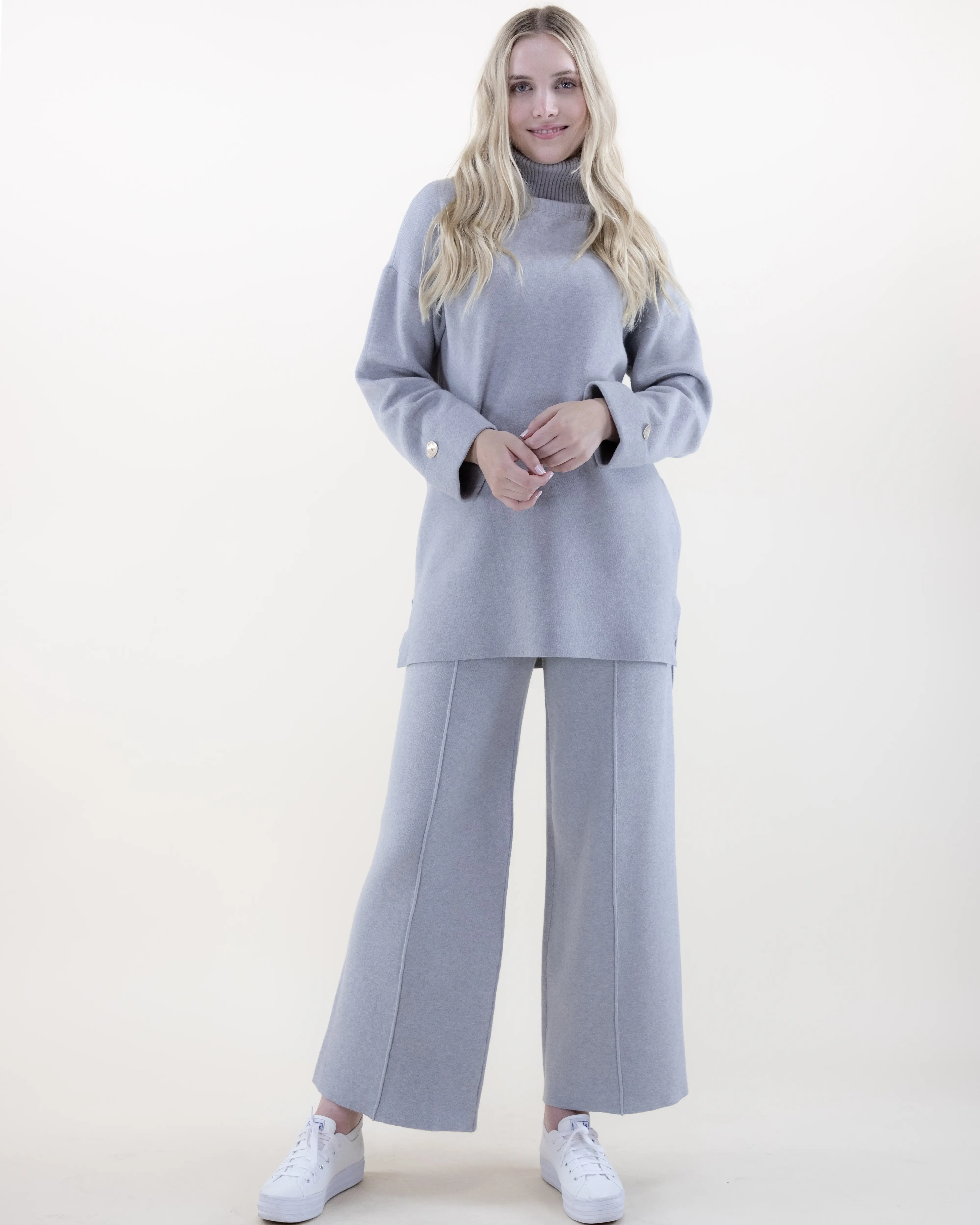 Women's High Quality Knit Turtle Neck Sweater with Shell Button Cuffs & Wide-Leg Pants Set Fine Knitted Fabric Fit Casual Womenswear Stretchy Outfit  Top, Pants or Two-Piece Set Options