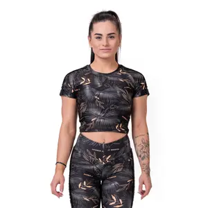 Nebbia Crop Top Active Black 568 - Eco-Friendly Compression Wear, Moisture-Wicking Material