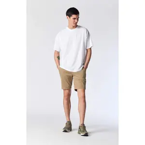 NOAH SHORTS IN BRITISH KHAKI TWILL