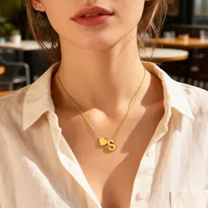 Personalized Style Tiny Heart with Initial Letter Necklace for Women/Girls Stainless Steel A-Z Initial Choker Chain Jewelry Gifts Accessories