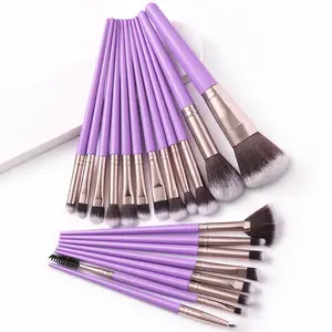20pcs Cosmetic Brushes,Which Are Made Of High-Quality Synthetic Fibers And Cover Many Types,Such As Daily Powder Brushes, Foundation Make-Up Brushes,Halo Dye Brushes,Facial Stationary Brushes,Powder Blusher Brushes,Concealer Brushes And Eye Shadow Brushes