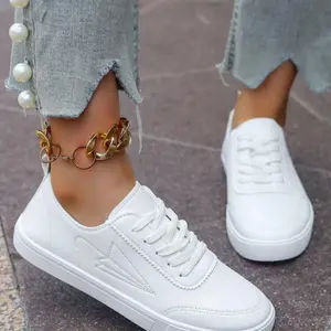 Women's White Shoes, British Style Pure White Leather Sneakers With Lace, Round Toe Low Top Flat Skate Shoes, Fashionable Breathable Slip-Resistant Casual Shoes For Students Footwear Walking Shoes Comfort