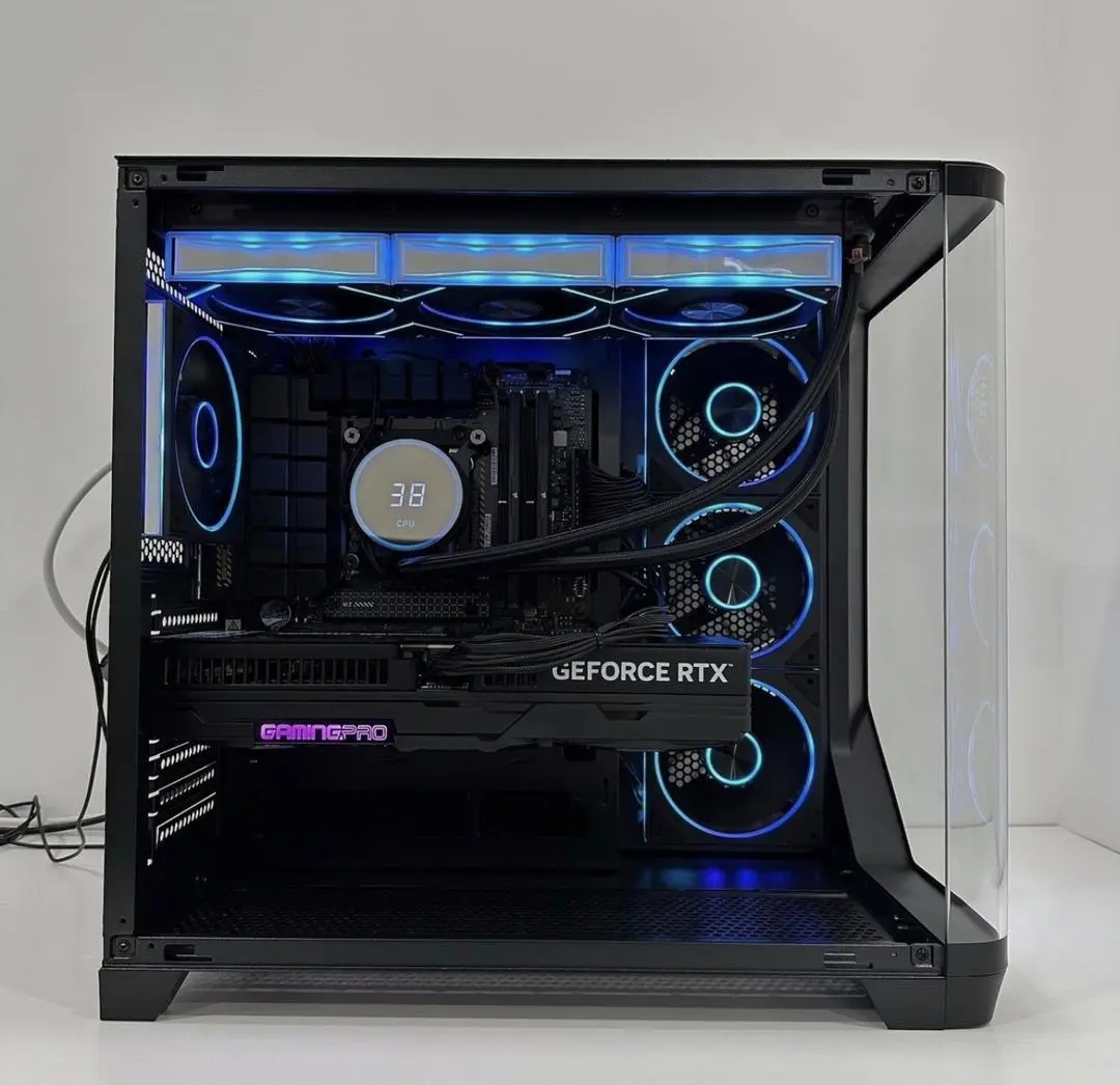 NEW AMD Ryzen 9 9950X3D GAMING PC / RTX 5090 / 6TB M.2 SSD / 128GB DDR5 RAM