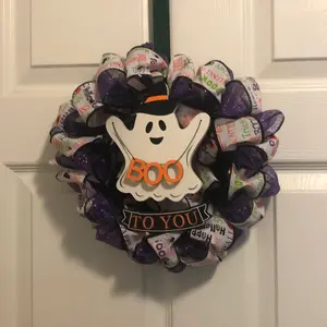Mini wreaths/decor