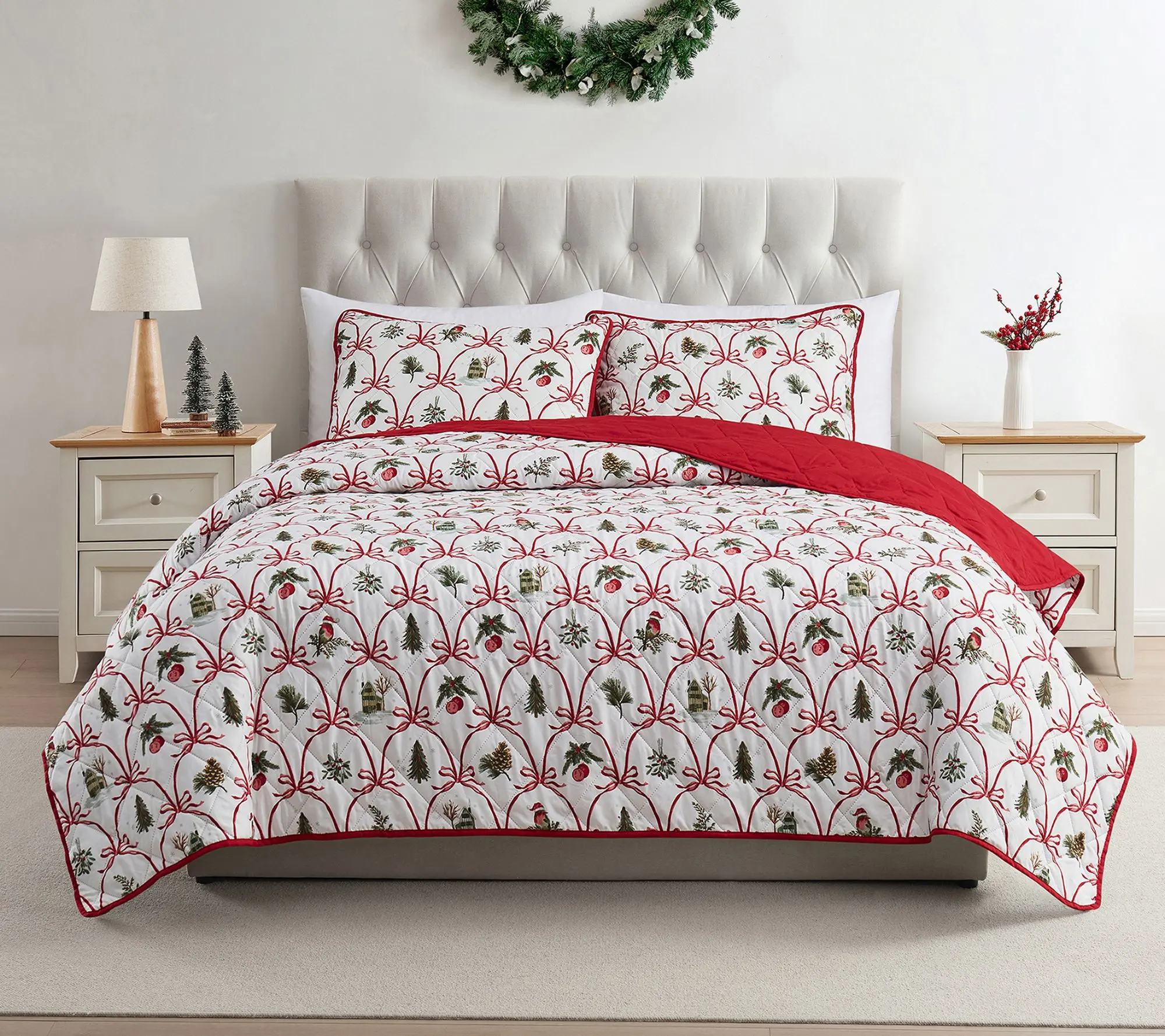 VCNY Home Multi Christmas Bow Microfiber Quilt Set, King VCNY Home Multi Christmas Bow Microfiber Quilt Set, King