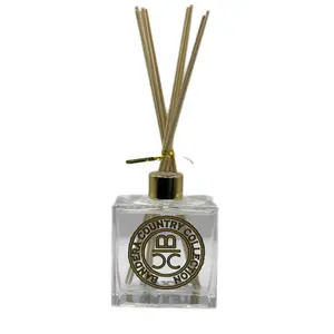 Luxury High End Reed Diffuser - Elegant Design with Gold Accents for Home Aromatherapy