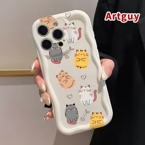 Cream Phone Case for iPhone 17 Pro Max 16 Plus 15 14 13 12 11 Air E Charming Cat Ensemble Pattern Curly Wave Frame Anti-Scratch Shockproof Soft Silicone Protective Cover Cellphone Casing