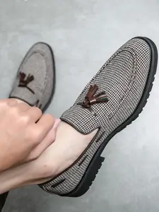 Men's Houndstooth Pattern Tassel Decor, 2024 New Style Casual Comfortable Slip-on Low Top Loafers for Party Daily Wear, Fashionable Shoes for Men