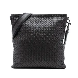Pre-owned Bottega Veneta Leather Travel Bags Flat Messenger Bag Intrecciato Nappa Medium by Rebag