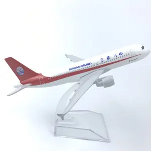 Creative 16CM Aircraft Ornament Model Children Play Gift