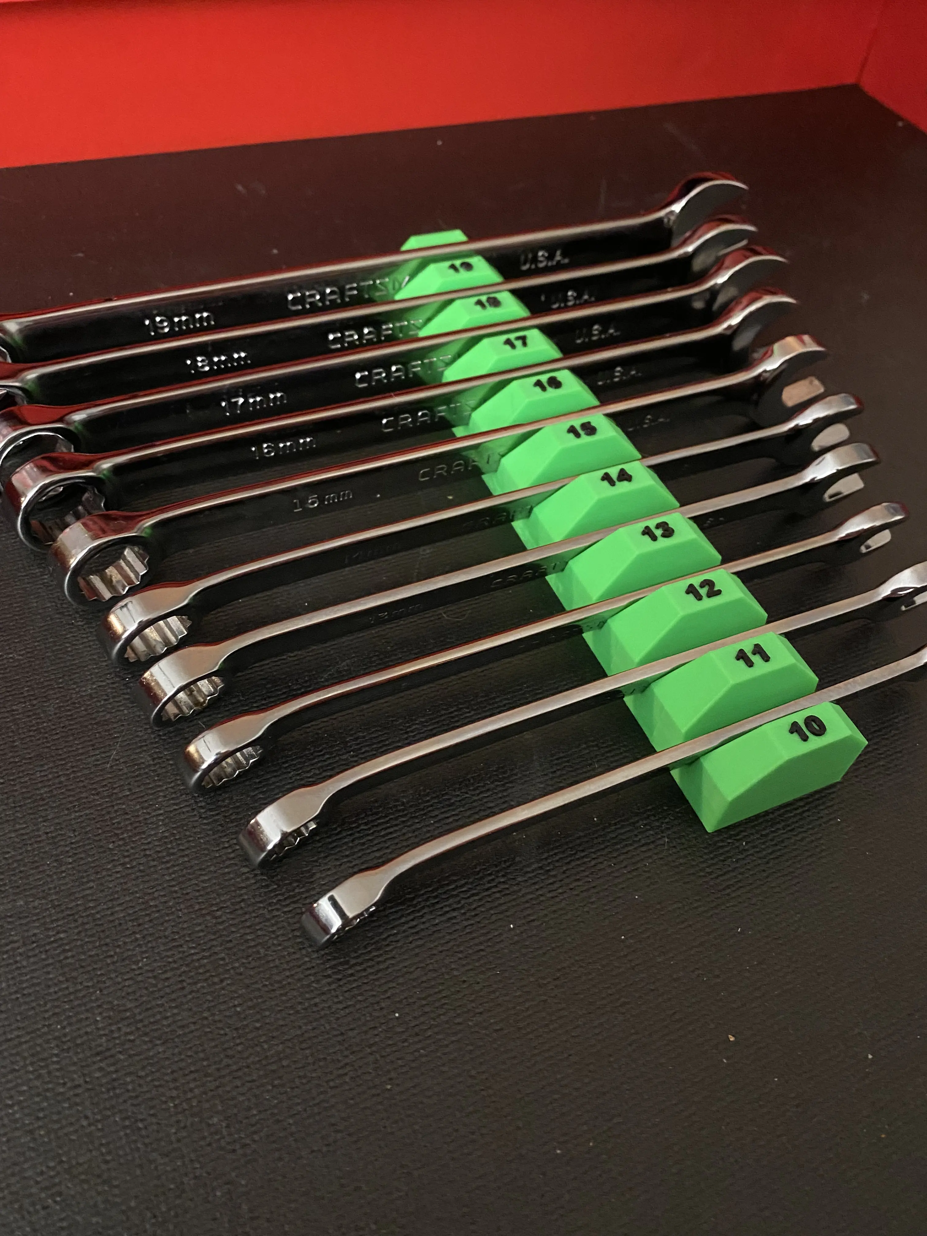 QRT Mag Lock Numbered Vertical Wrench Organizer Racks QRT Mag Lock Numbered Vertical Wrench Organizer Racks