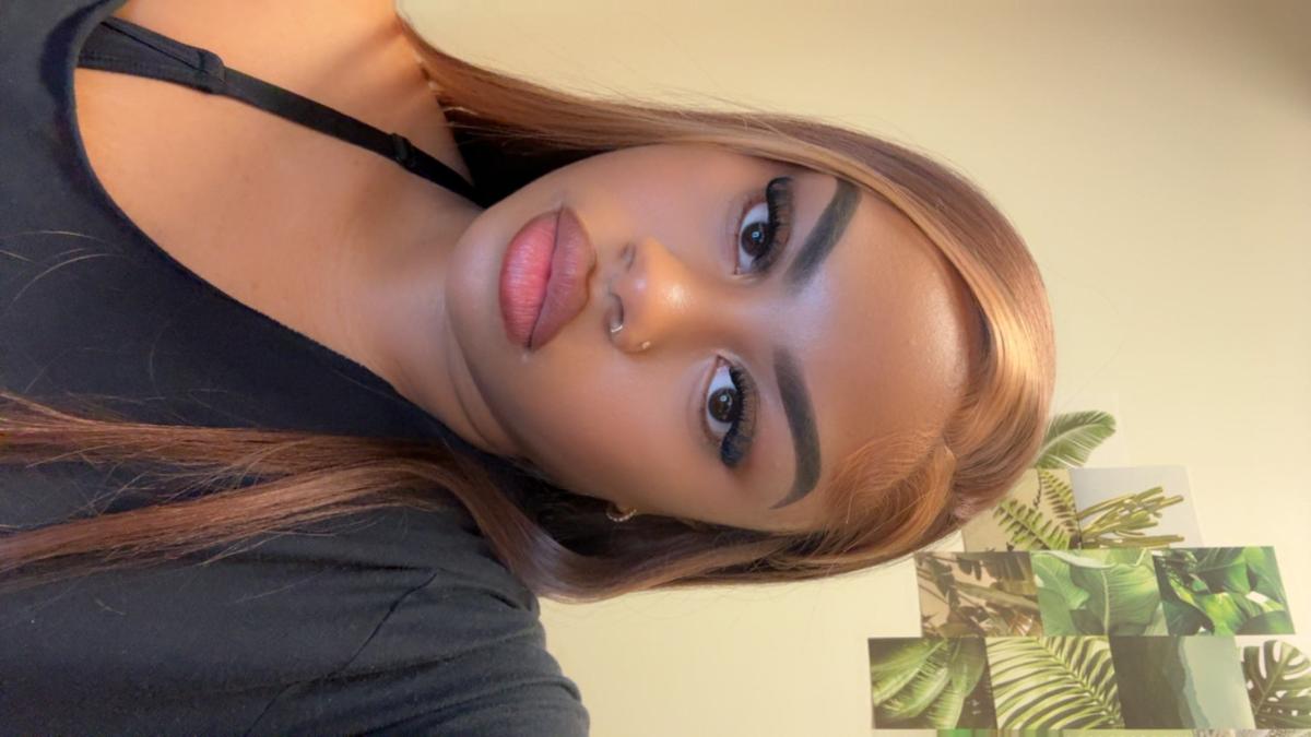 Item: Extra Large Capacity Lash Cluster Kit , Black