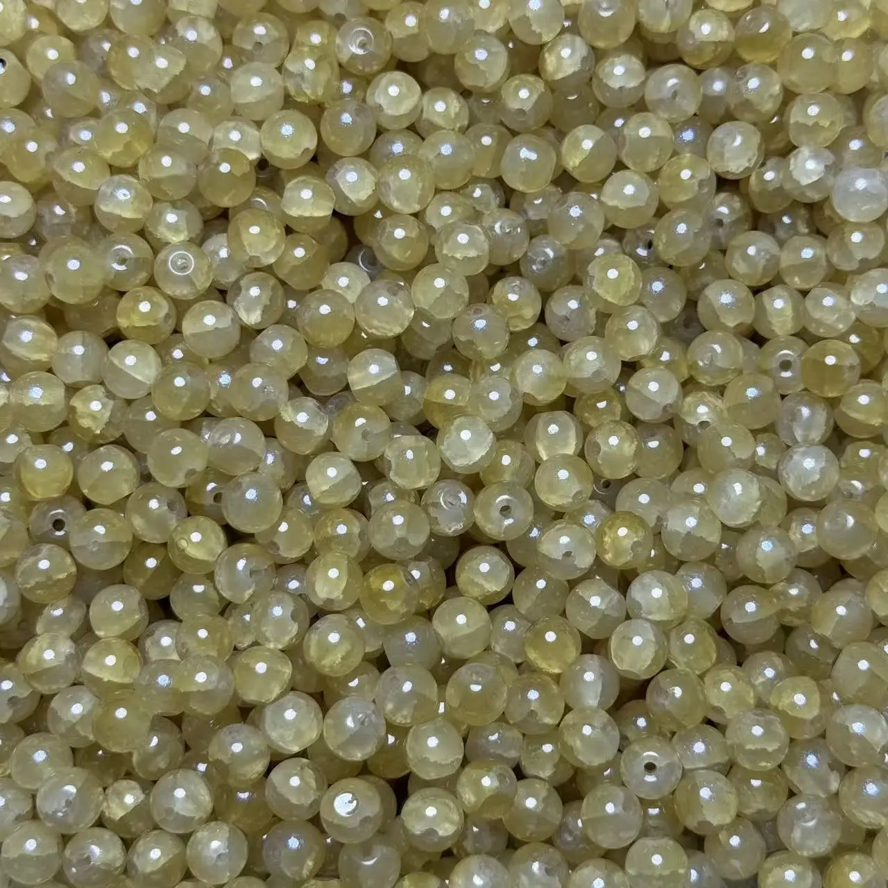 【A58 】8mm Yellowish brown colour Crackled Glass Bead 50ml