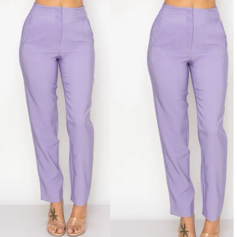P1801-Dress pants with pleats at the waist and pockets on the sides