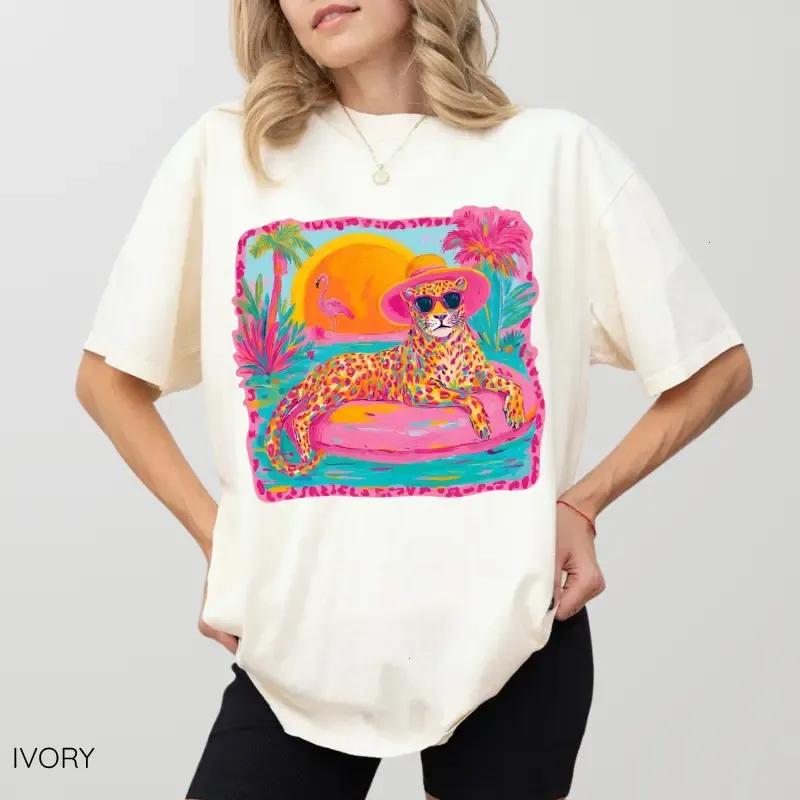 Comfort Colors Preppy Summer Beach Shirt T-Shirt, Girly Retro Leopard Graphic Tee, Colorful Cute Summer Vibes Aesthetic, Trendy Vacation Outfit Shirt Gift for Her, Cotton Fabric