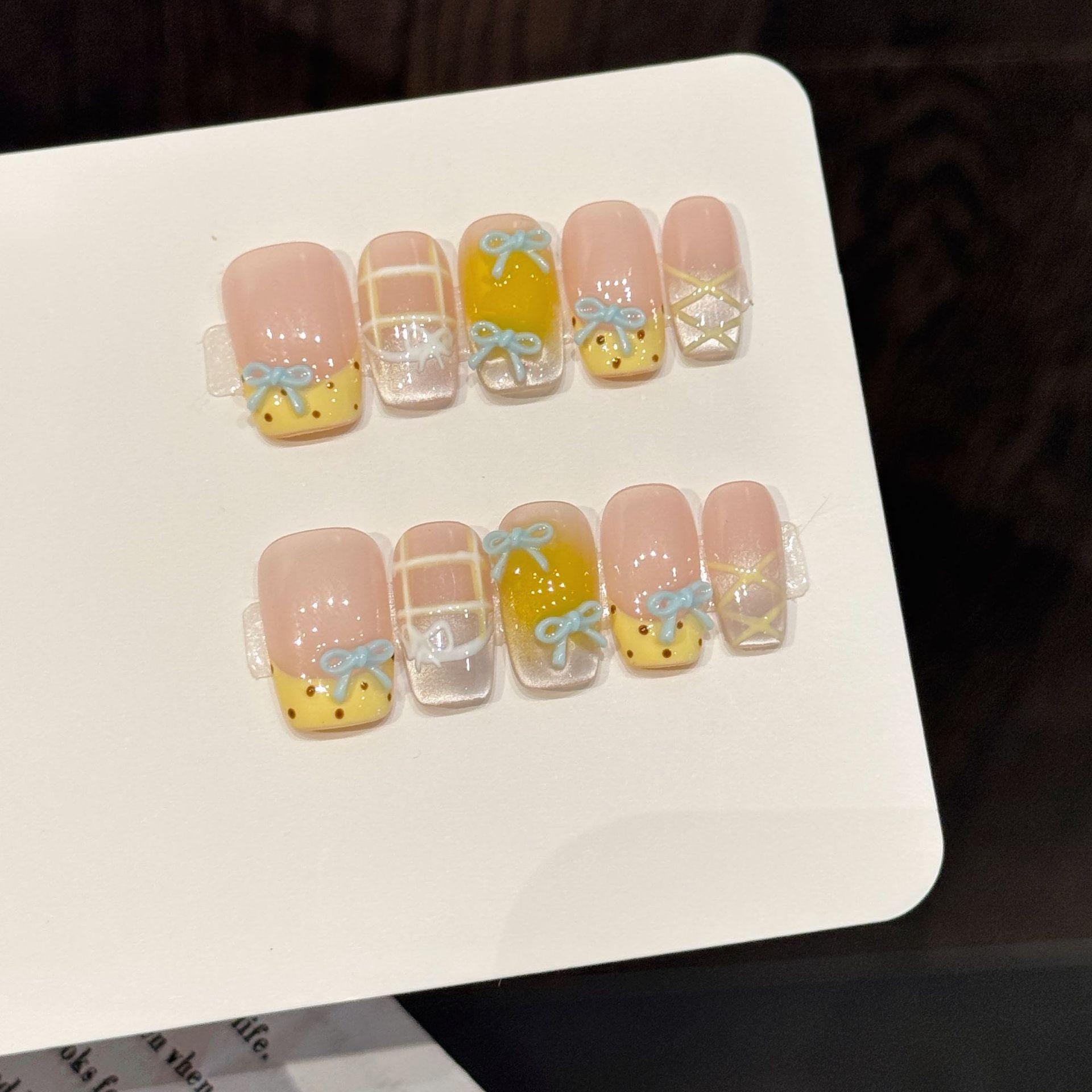 【Lucy UU】New 2 Styles Sweet Short Square Press On Nails 3D Bow Green Apple Charm Design Handmade Reusable Cute Fake Nail For Women Girls