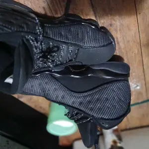 Retro Black Cat High-Top Basketball Shoes for Men Classic Look Black Color High-top Style Ideal for Basketball Games and Casual Wear New