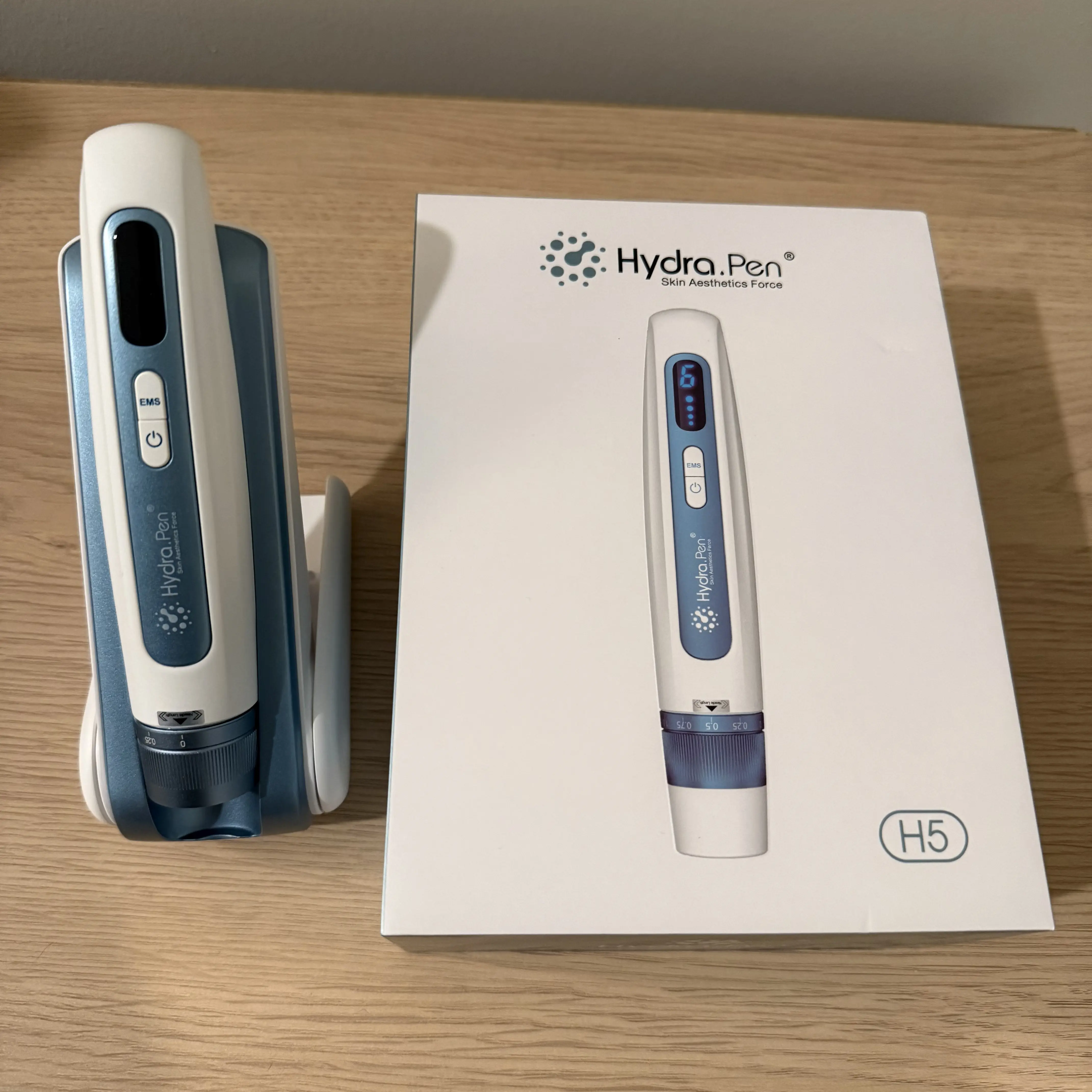 HydraPen H5 Skin Care tool with Charger HydraPen H5 Skin Care tool with Charger