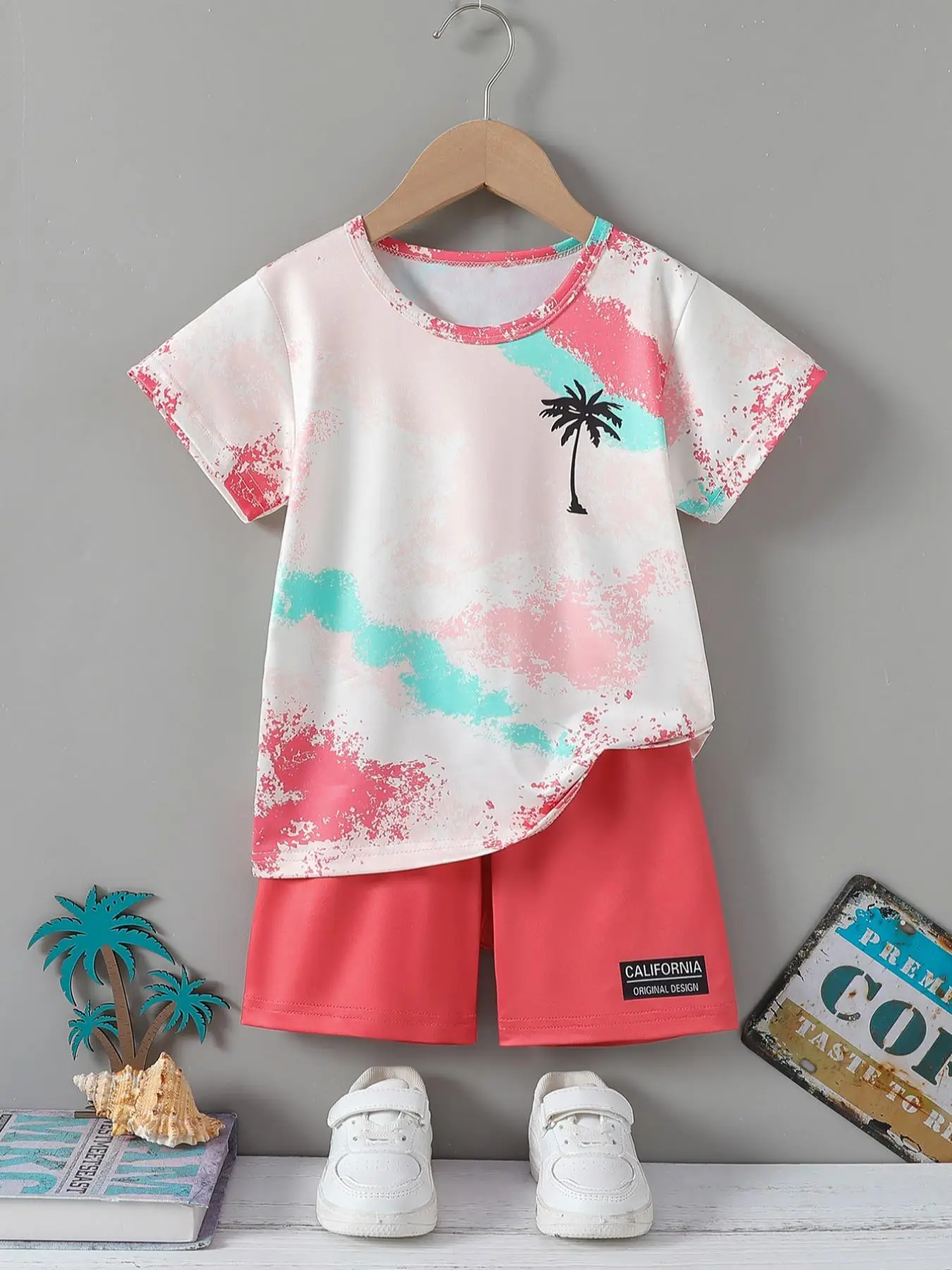 Two-piece Set Boy's All Over Print Tee & Shorts Set, Casual Short Sleeve T-shirt & Shorts, Kids Summer Clothes for Daily Wear, Athletic Outfit