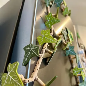 DIY English Ivy Fridge Magnet Set (Leaves + Vines) - Elastic Plastic Magnetic Clips, 3D Plant Art Hanger, Battery-Free, Refrigerator Decorative Magnets