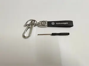 Volkswagen leather keychain, metal key buckle, suitable for Volkswagen models, specially designed and manufactured for all Volkswagen models, high-quality keychain, car gift, car accessory