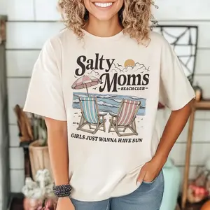 Salty Moms Beach Club T-Shirt – Summer T-Shirt, Mother's Day Beach Gift, Aesthetic Coastal Mom T-Shirt  Fabric Top Womenswear Tshirt Trendy Summer Sun Breathable Clothes Casual Crewneck Cotton Comfy Cute Fit