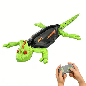 Wall-climbing gecko, remote-controlled toy, electric lizard toy with LED light eyes, 360° rotatable, animal toy, fun indoor toy, party toy, cool gift, great for gifting, family entertainment, Valentine’s Day gift