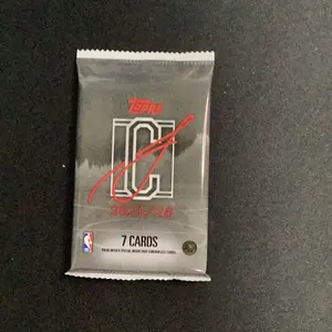 Single Pack Topps Signature NBA Trading Card (Assorted Player Autographs, Collectible for Basketball Fans)