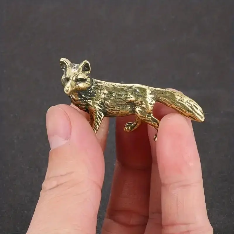 Handmade Brass Fox Statue, Ancient Copper Color Artistic Decorative Ornament, Decorative Figurines for Home Room Desktop Decoration, Unique Handcrafted Art Piece