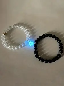 2 Piece Set Heart Design Glow in Dark Couple Bracelets, Adjustable Elastic Handmade Beaded Crown Jewelry Gift for Valentine's Day Heart Shaped Bracelet