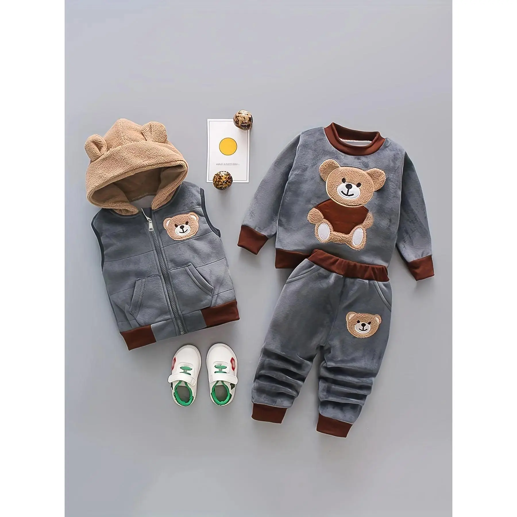 Kids' Casual 3-Piece Matching Outfit Set with Bear Embroidery Thick Fleece Hooded Vest, Long Sleeve Sweatshirt, and Sweatpants for Fall & Winter, Animal Print, Fitted Cut