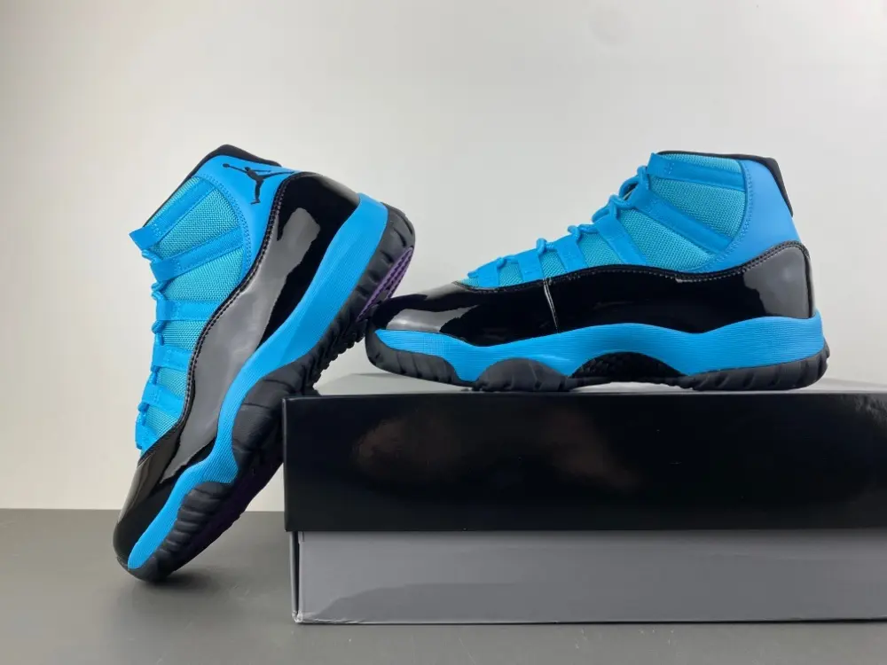 Two Tone Black Bright Cyan Gloss Patent Woven Fabric High Top Sneakers, Shock Cushion All Day Comfort Retro Street Basketball Trainers