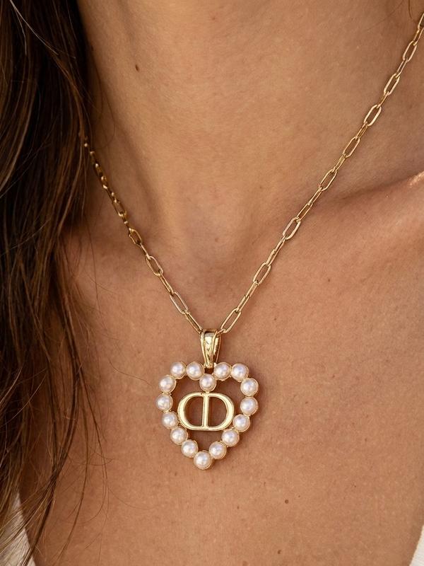 Elara Pearl Heart Pendant Necklace, Gold Paperclip Chain with Openwork Emblem Charm, Dainty Layering Necklace, Birthday Anniversary Gift for Women Girls