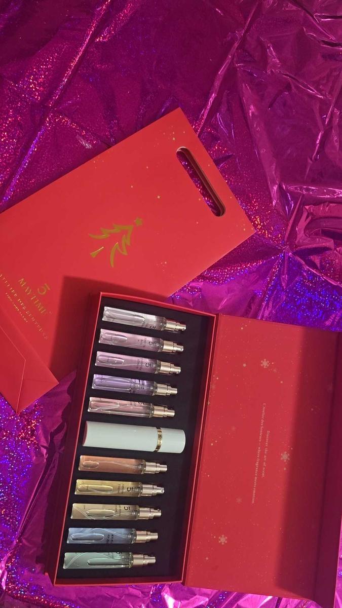 Item: Christmas Edition