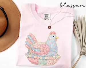 Comfort Colors? Faux Patchwork Chicken Shirt Grandmillenial Aesthetic Hen Shirt Trendy Easter Day Gift